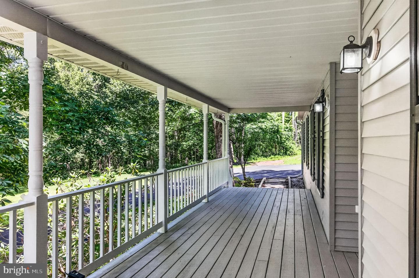 5645 Countryside Circle photo 3