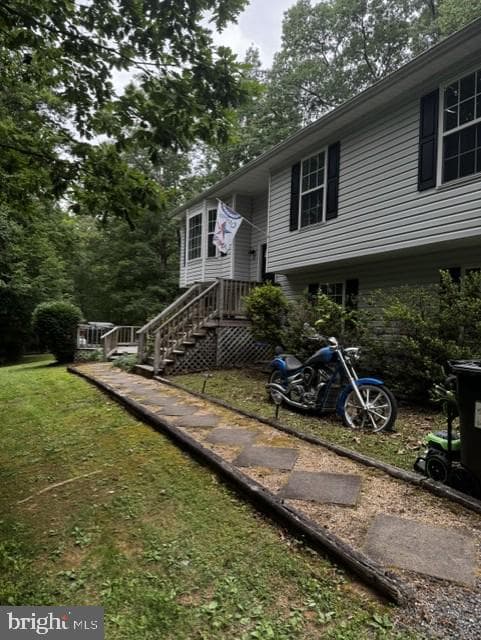 5964 Riverbend Lane, Reva