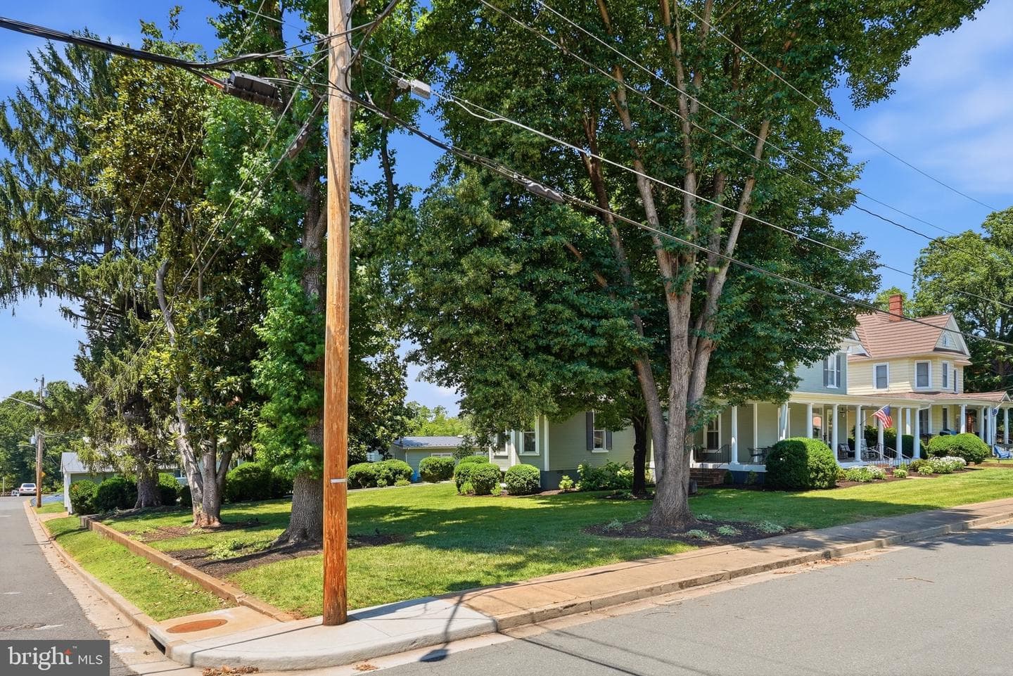 406 Macoy Ave photo 39