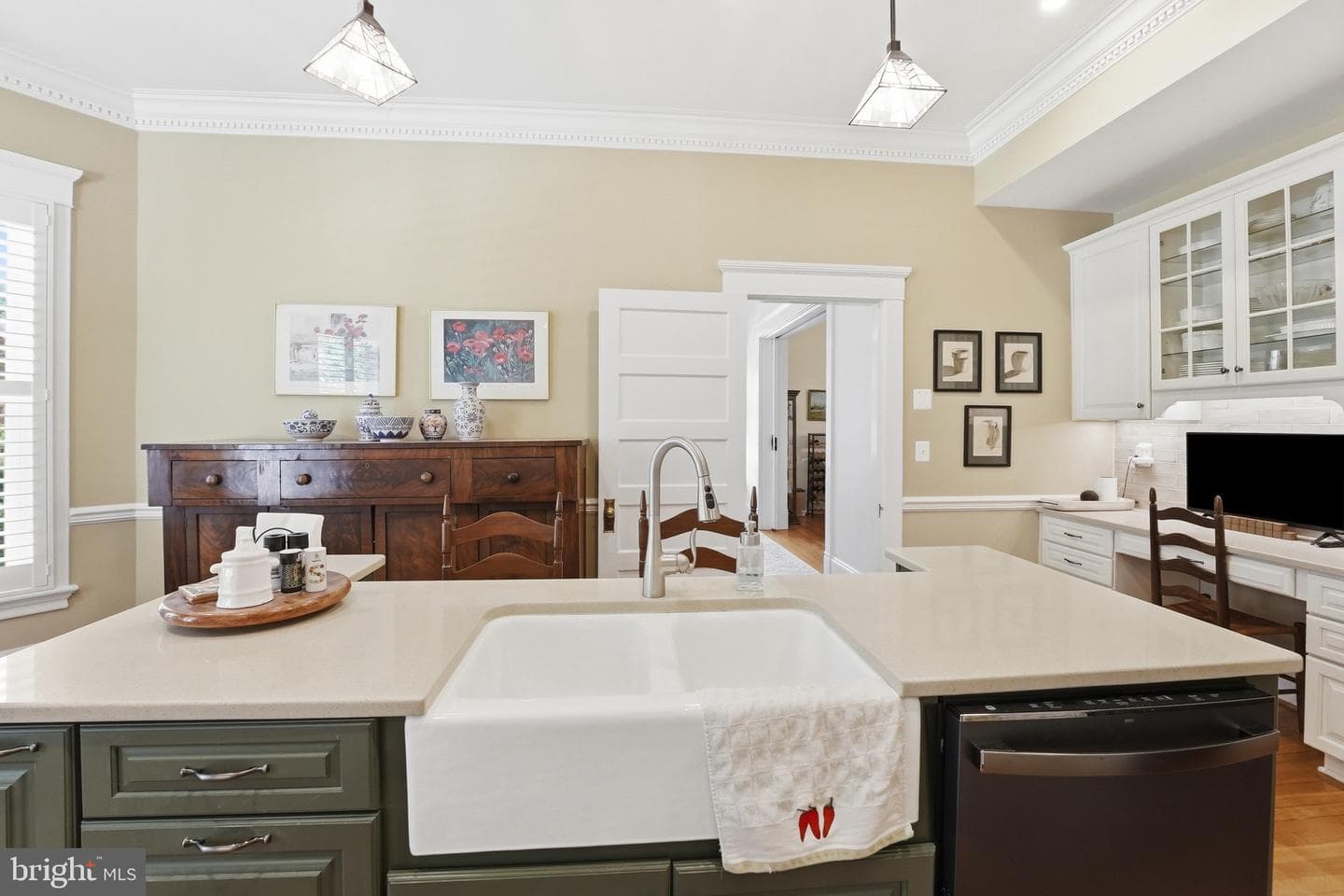 406 Macoy Ave photo 50