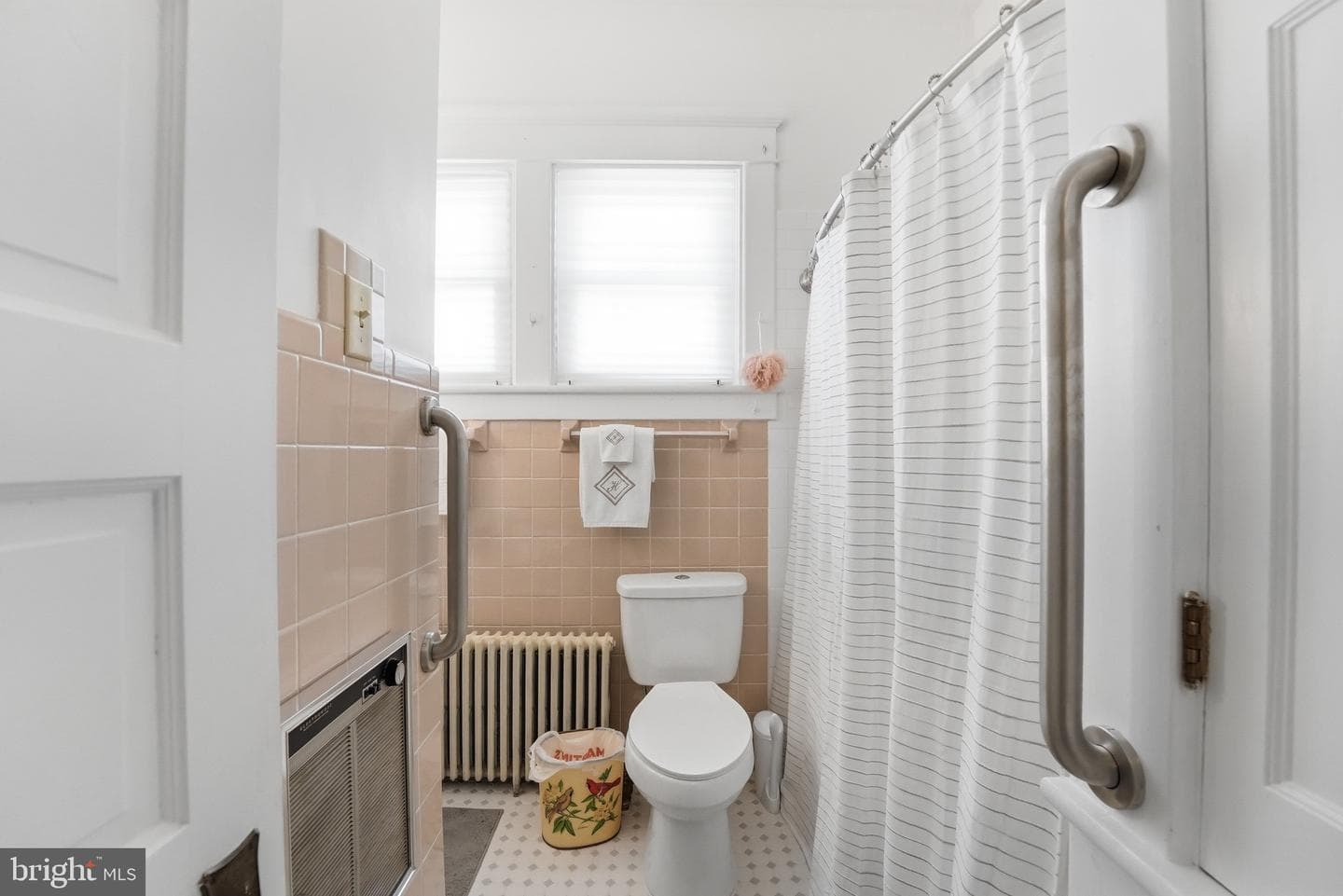 406 Macoy Ave photo 82