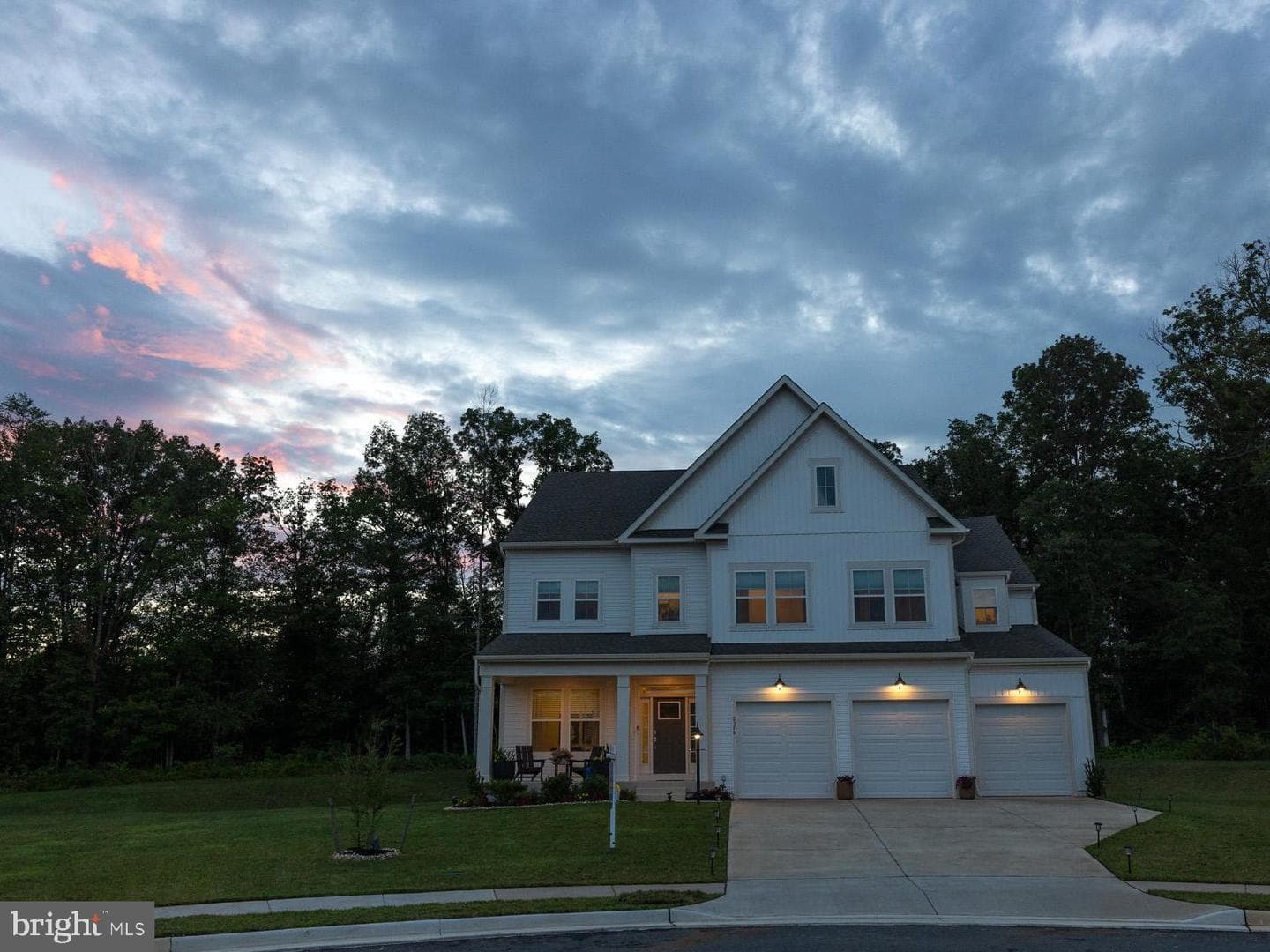 2375 Hawkshill Drive photo 103