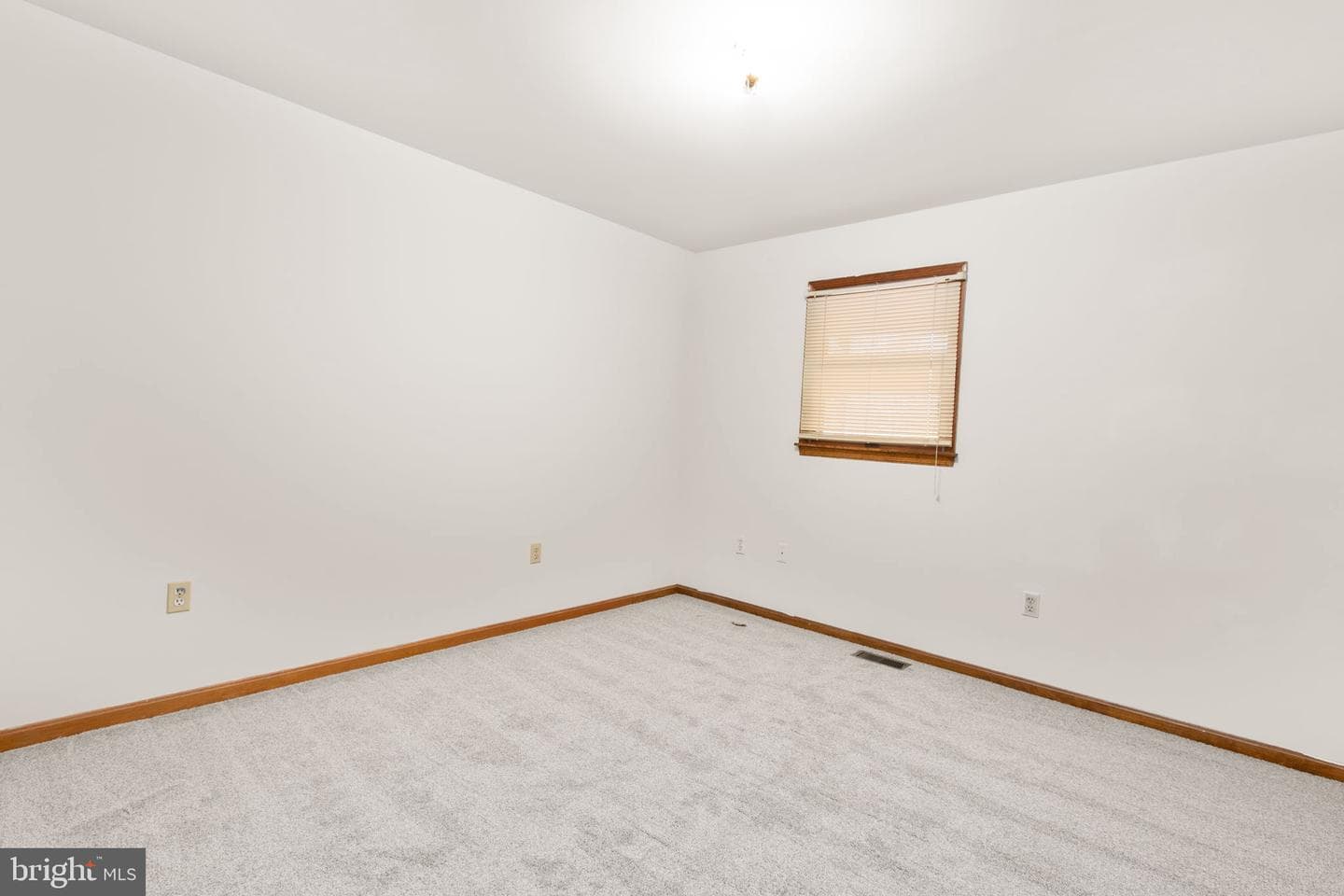 20537 Fields Mill Road photo 31