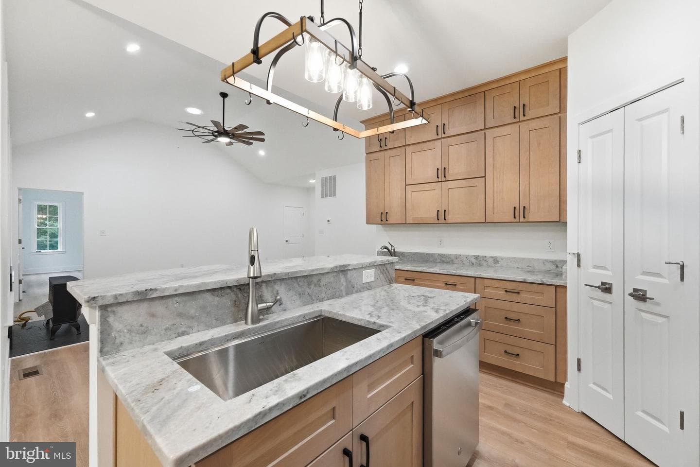 4414 Indian Run Rd photo 15