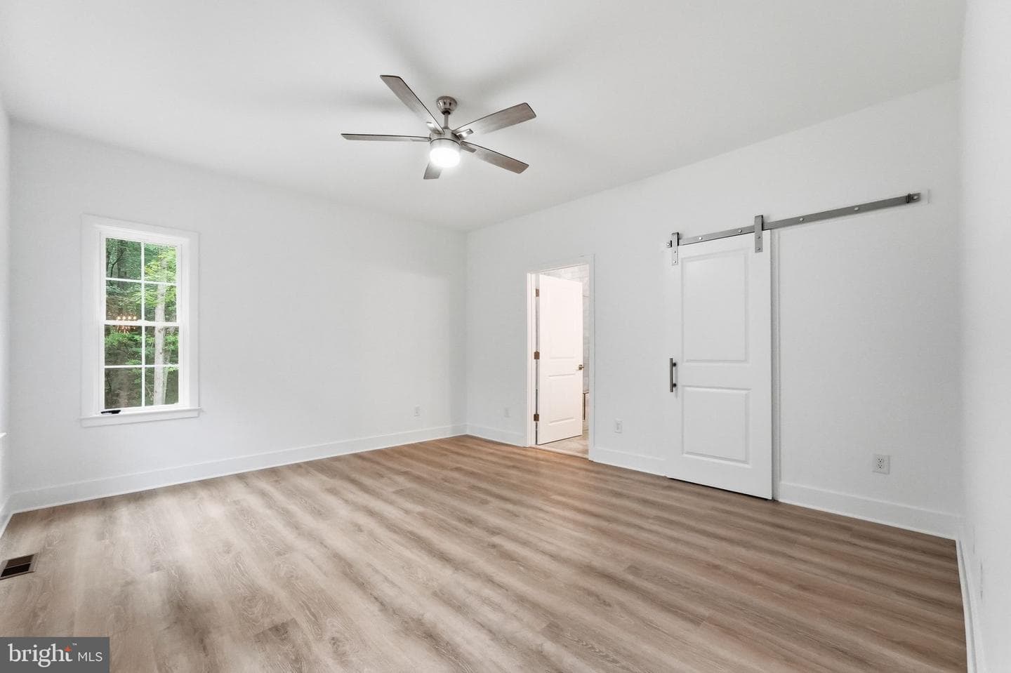 4414 Indian Run Rd photo 18