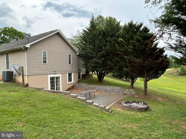 12210 Eggbornsville Road photo 5