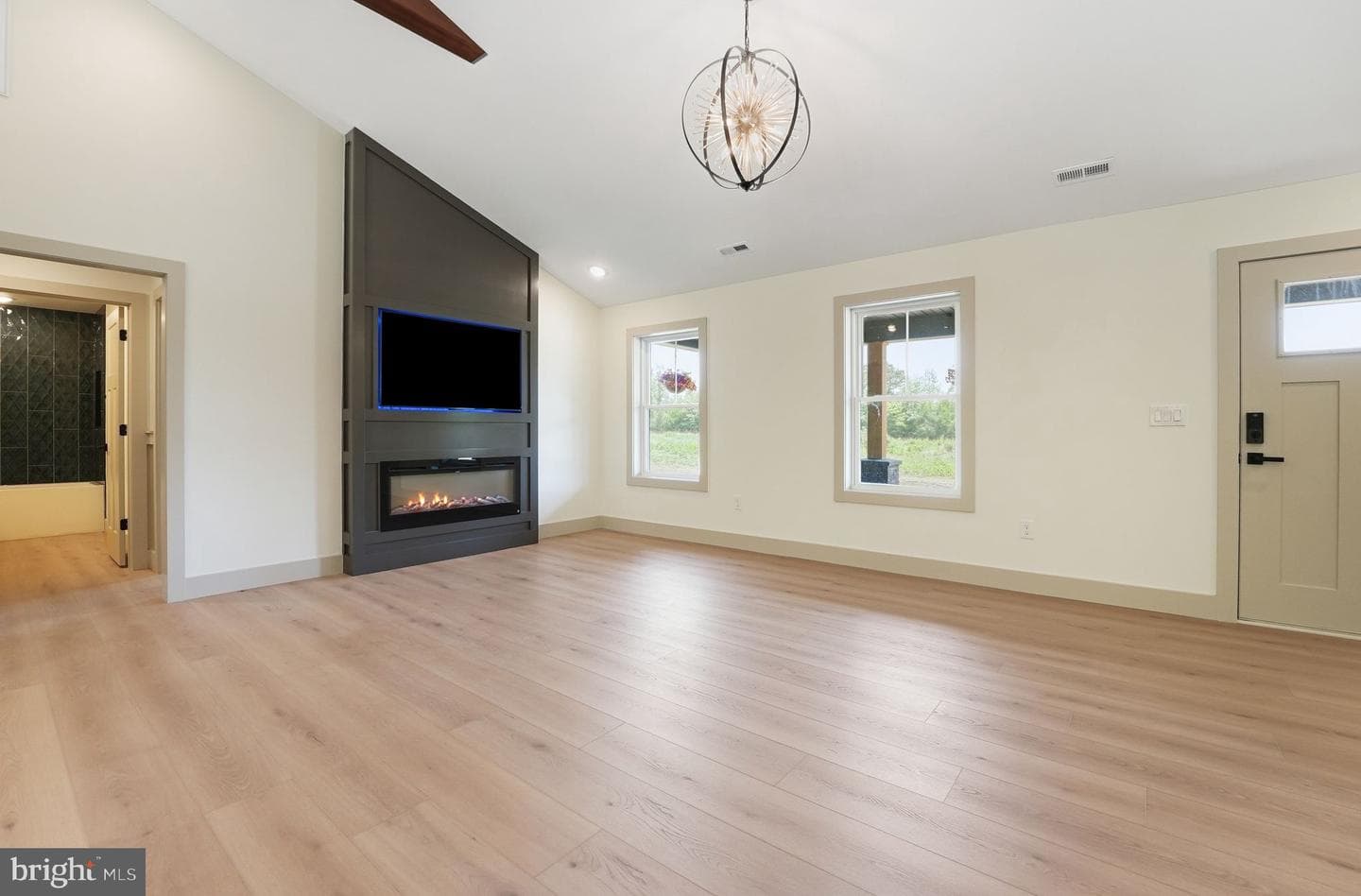 22218 Countryside Lane photo 11