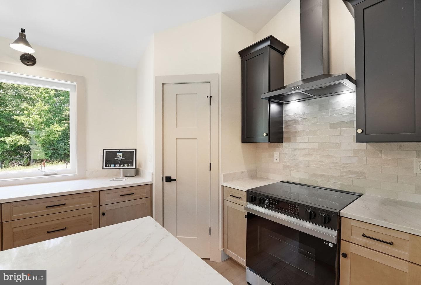 22218 Countryside Lane photo 17