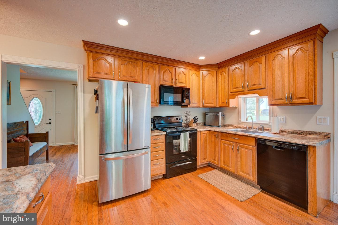 9595 Roys Lane photo 7