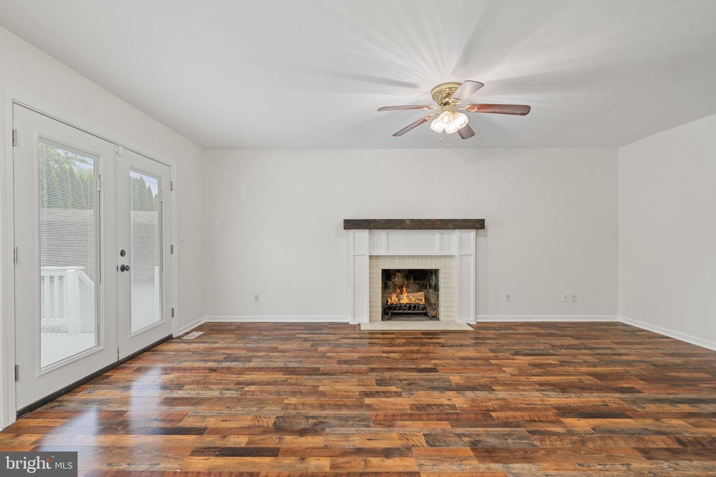 2309 Maplewood photo 15