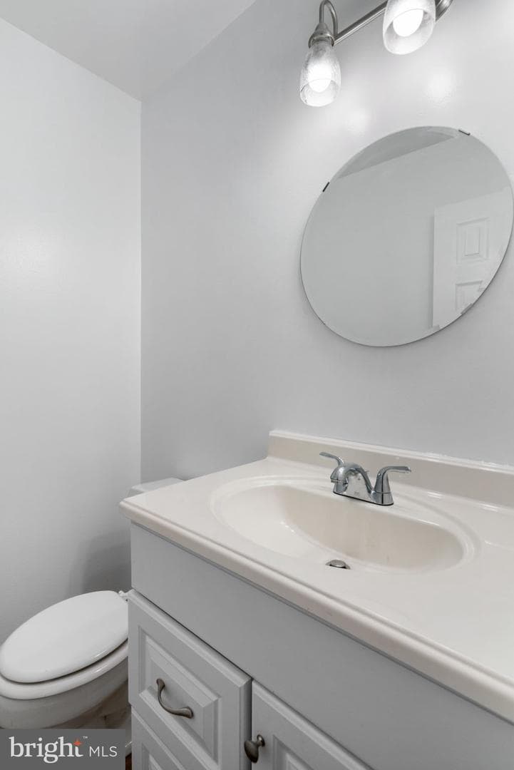 2309 Maplewood photo 21