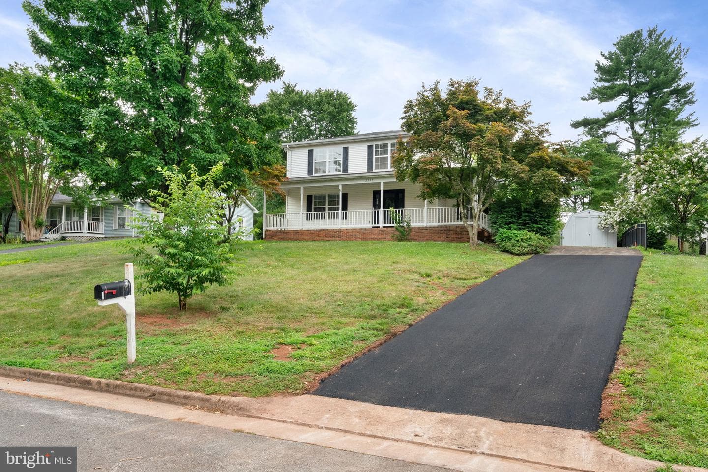 2309 Maplewood photo 42