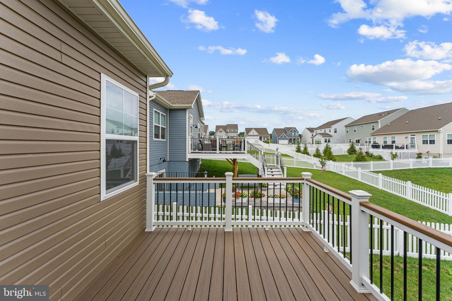 2047 Armstrong Terrace photo 48