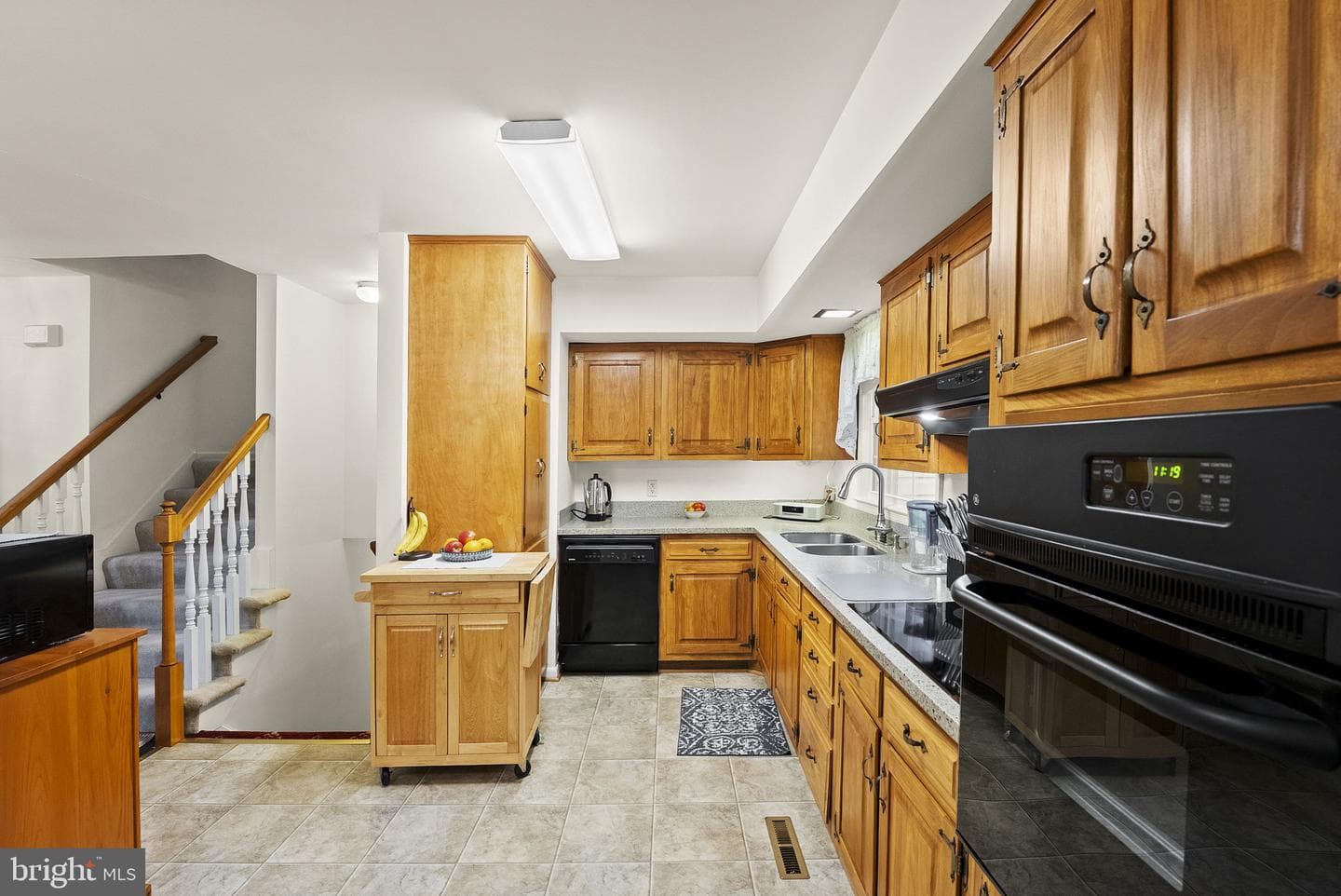 19100 Colonial Drive photo 20