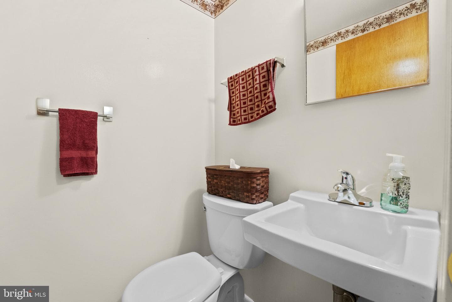 19100 Colonial Drive photo 36