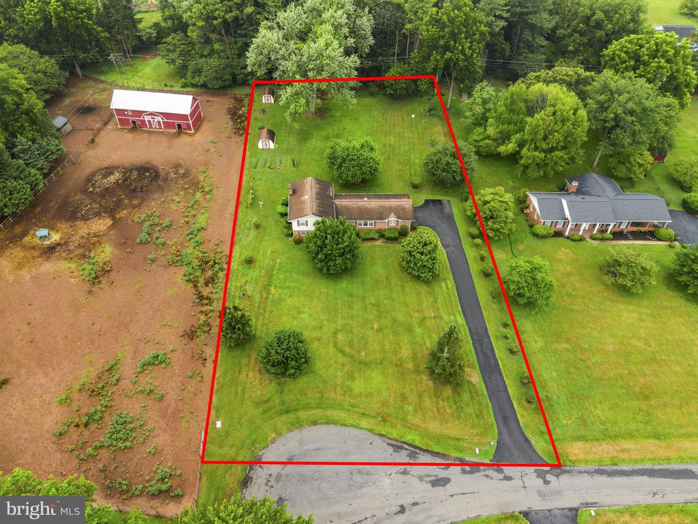 19100 Colonial Drive photo 4