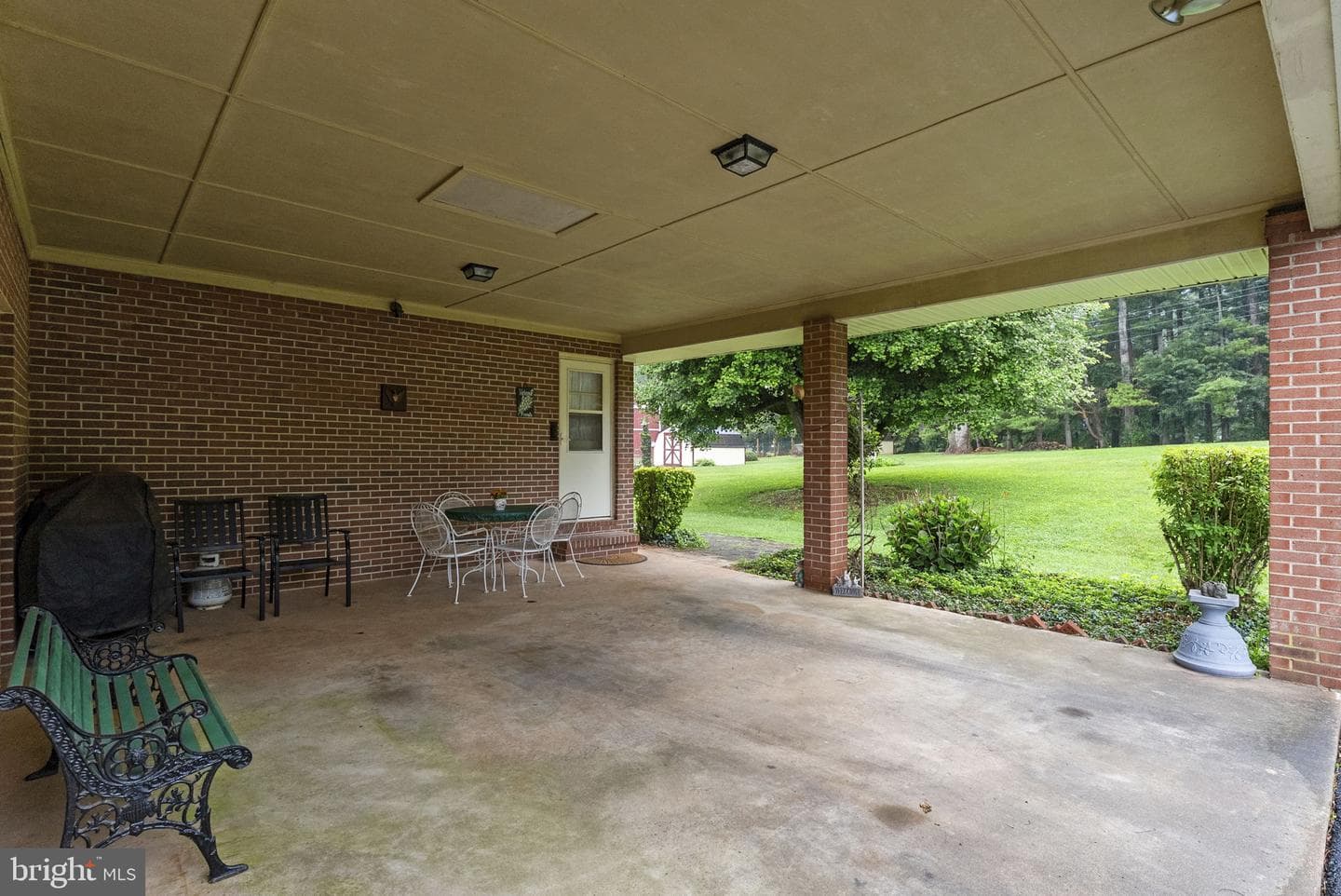 19100 Colonial Drive photo 56