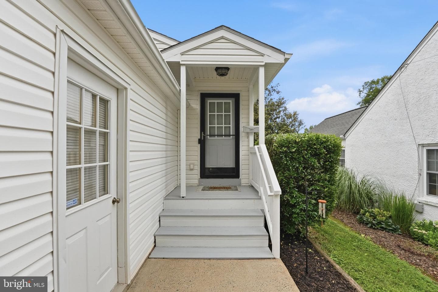 303 W Park Avenue photo 2