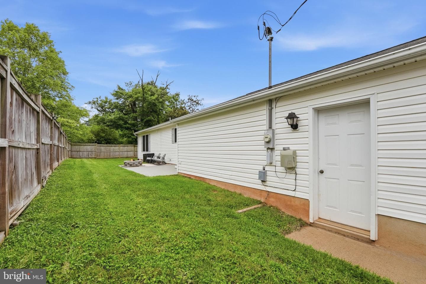 303 W Park Avenue photo 9