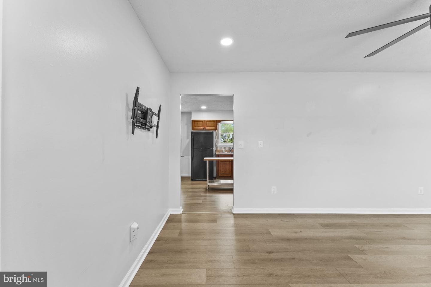 360 Elizabeth Street photo 5
