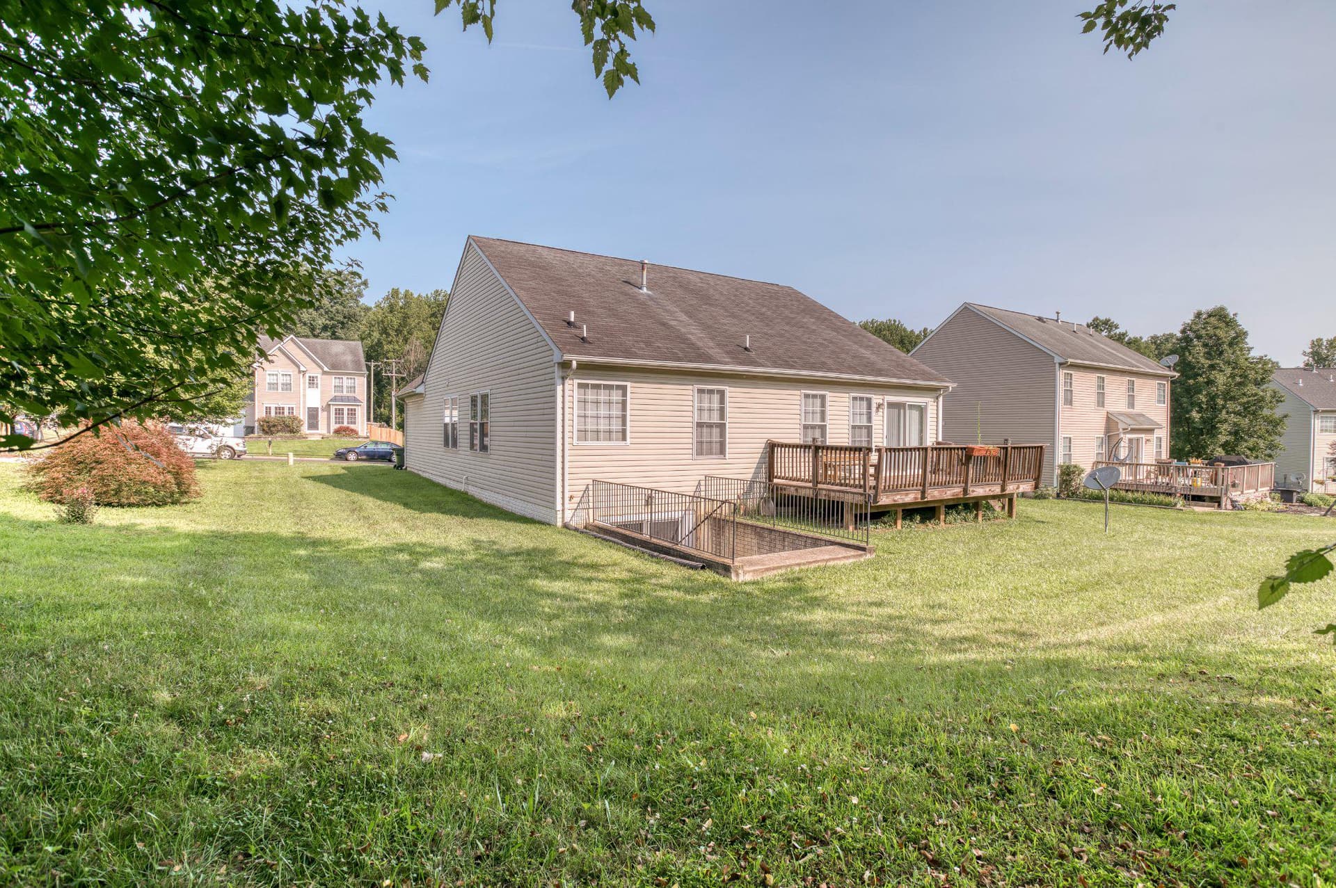 945 Riverdale Circle photo 6