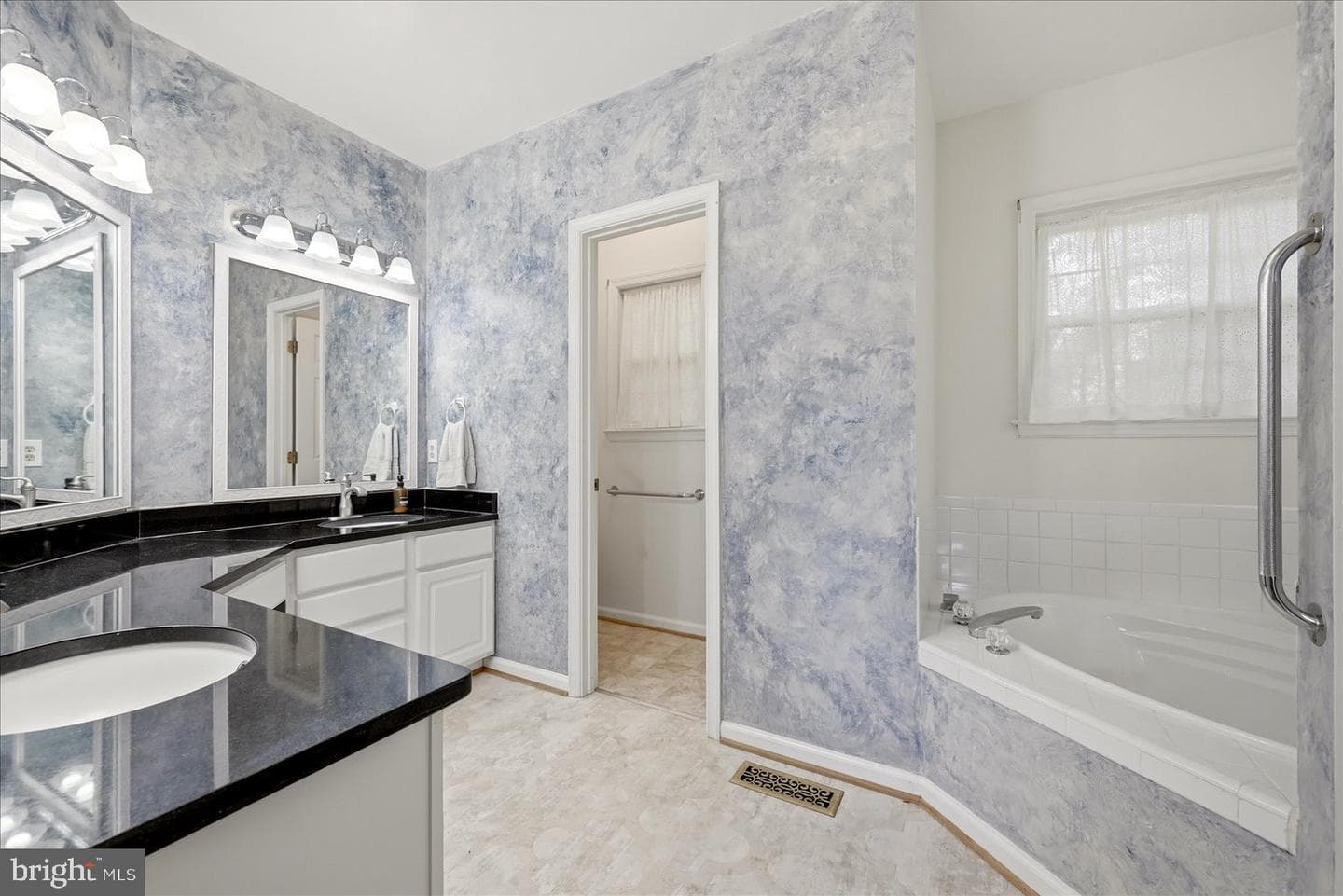 13240 Windmill Way photo 13
