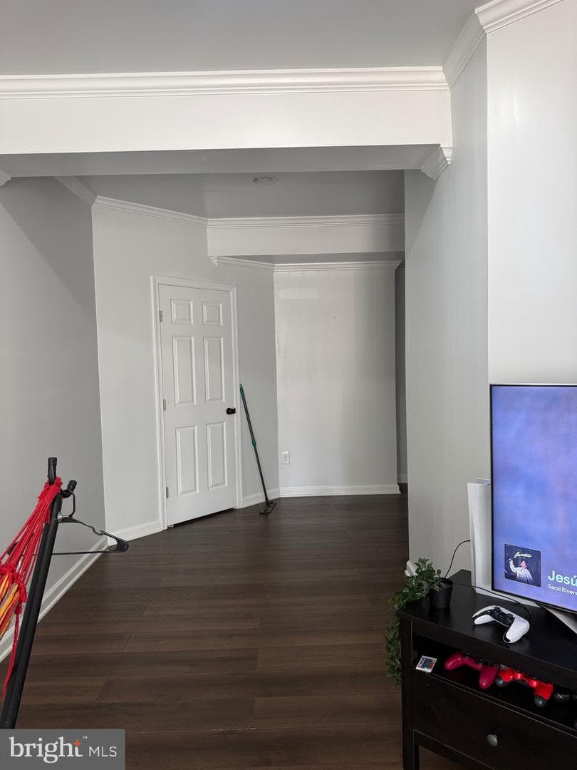 121 King Edward Court photo 25