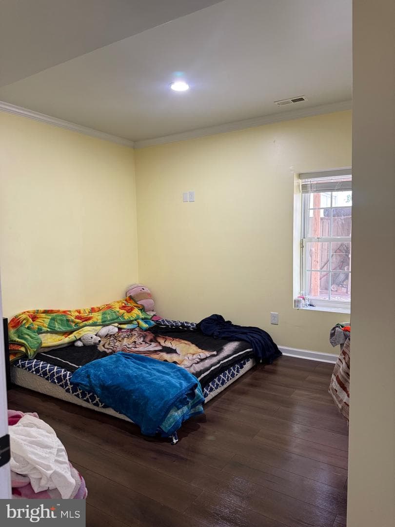 121 King Edward Court photo 32