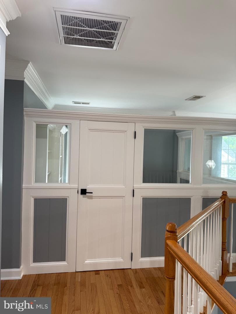 121 King Edward Court photo 44