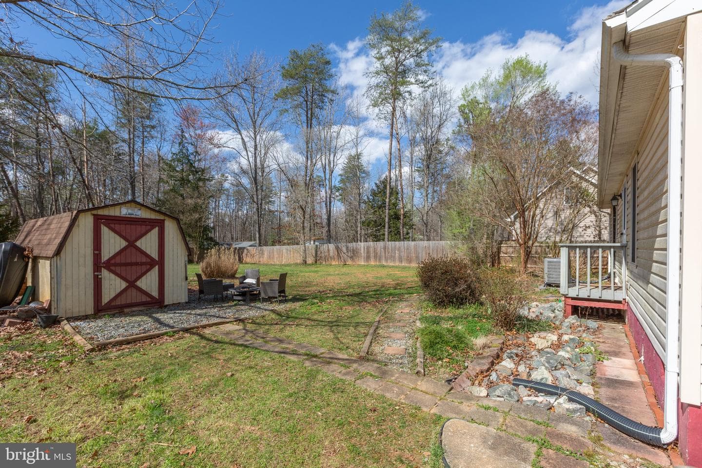 215 Marday Drive photo 35