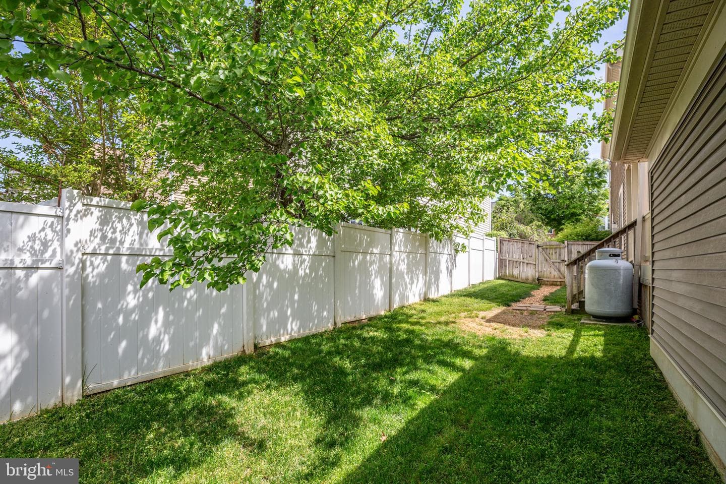 7109 Azalea Drive photo 11