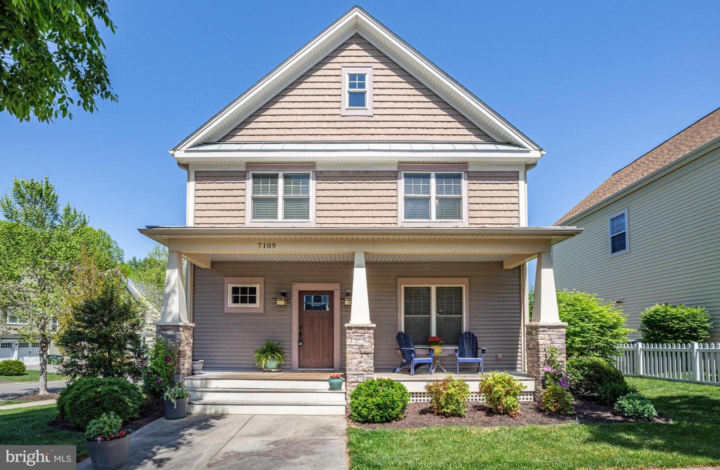 7109 Azalea Drive photo 3