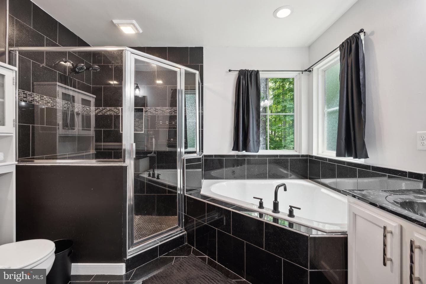 1001 Swan Lane photo 14