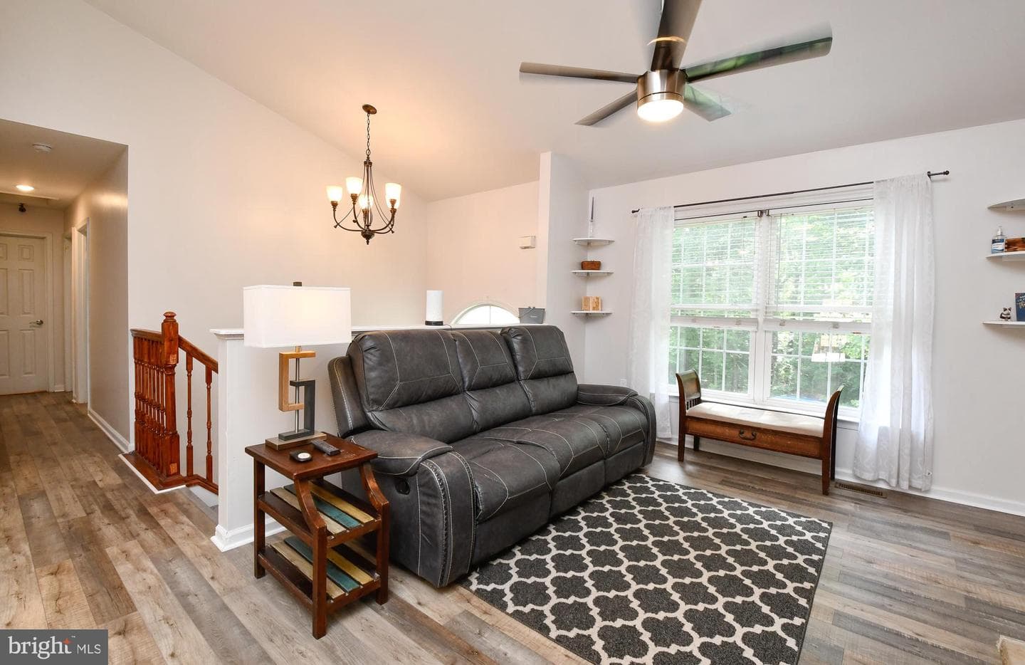 105 Needwood Drive photo 3