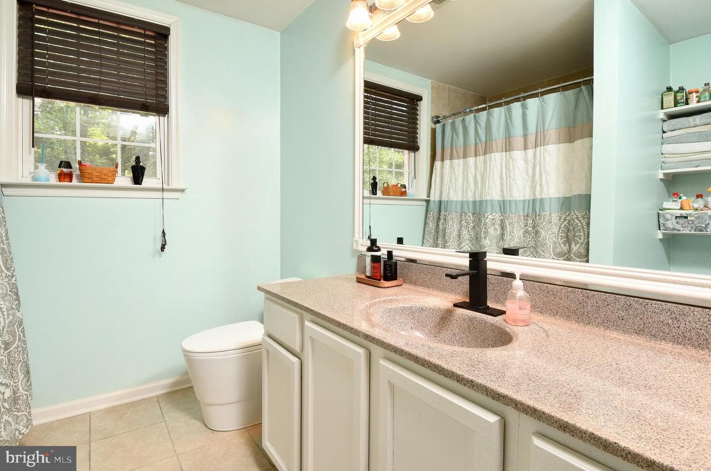 105 Needwood Drive photo 9