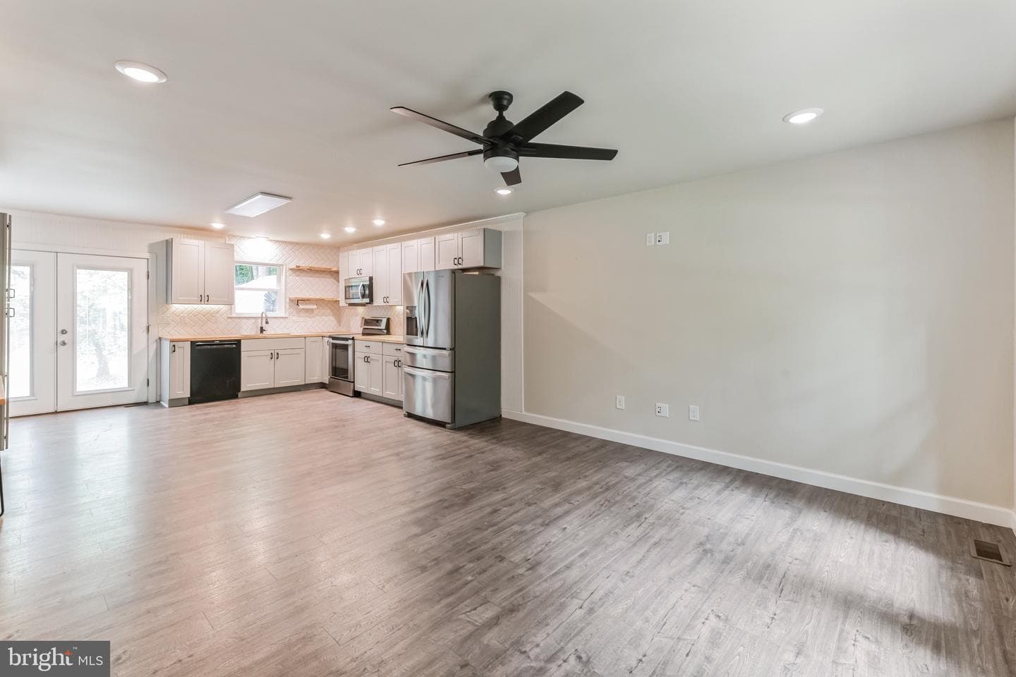26463 Dejarnette Lane photo 3