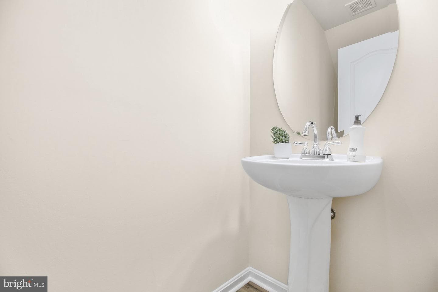 17308 Camellia Drive photo 13