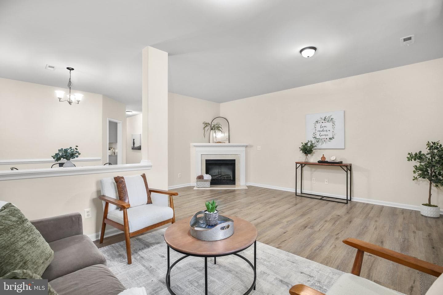 17308 Camellia Drive photo 4
