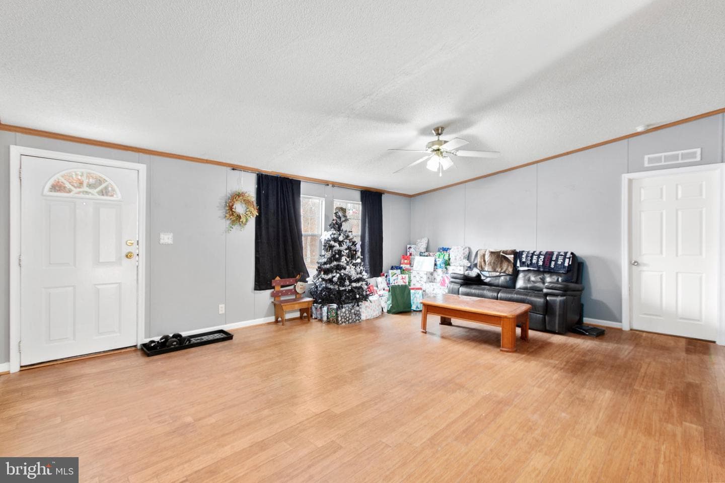 23531 School House Road photo 4