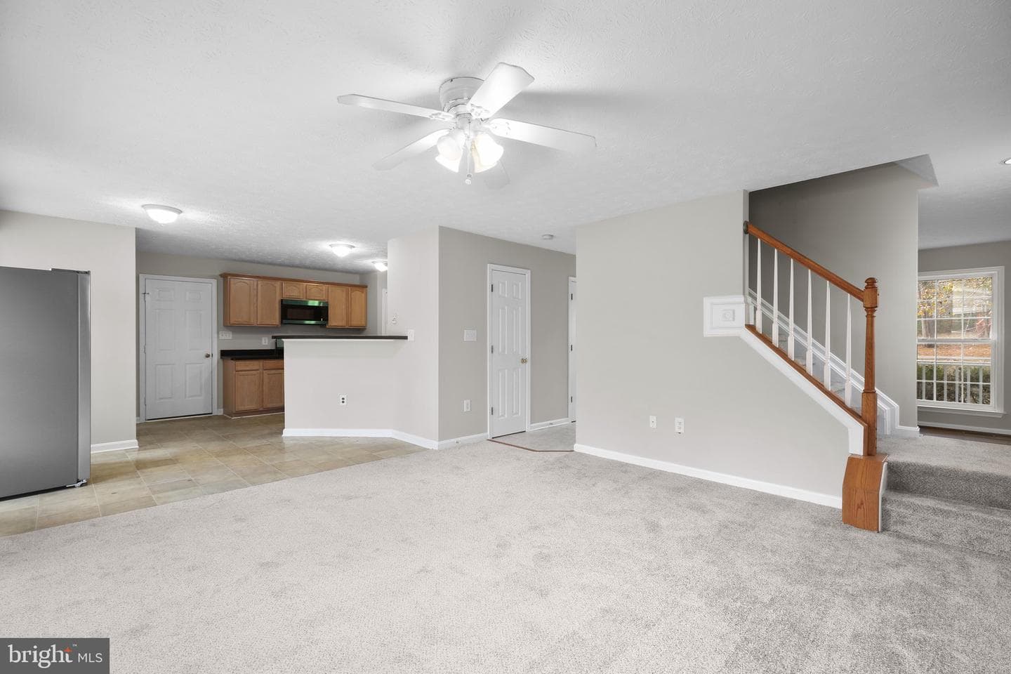 687 Welsh Drive photo 9