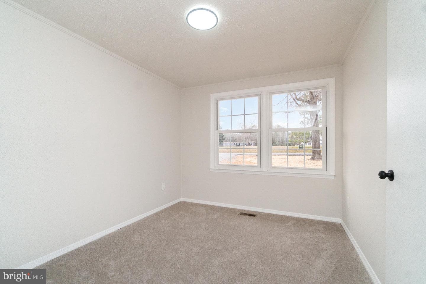 19256 Perimeter Road photo 17