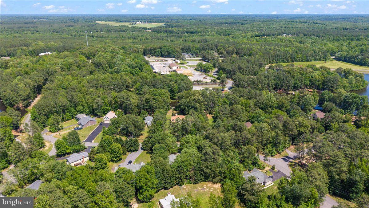 803 Lake Caroline Drive photo 20