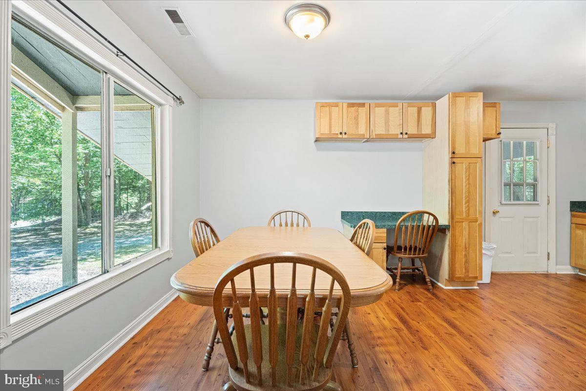 803 Lake Caroline Drive photo 28