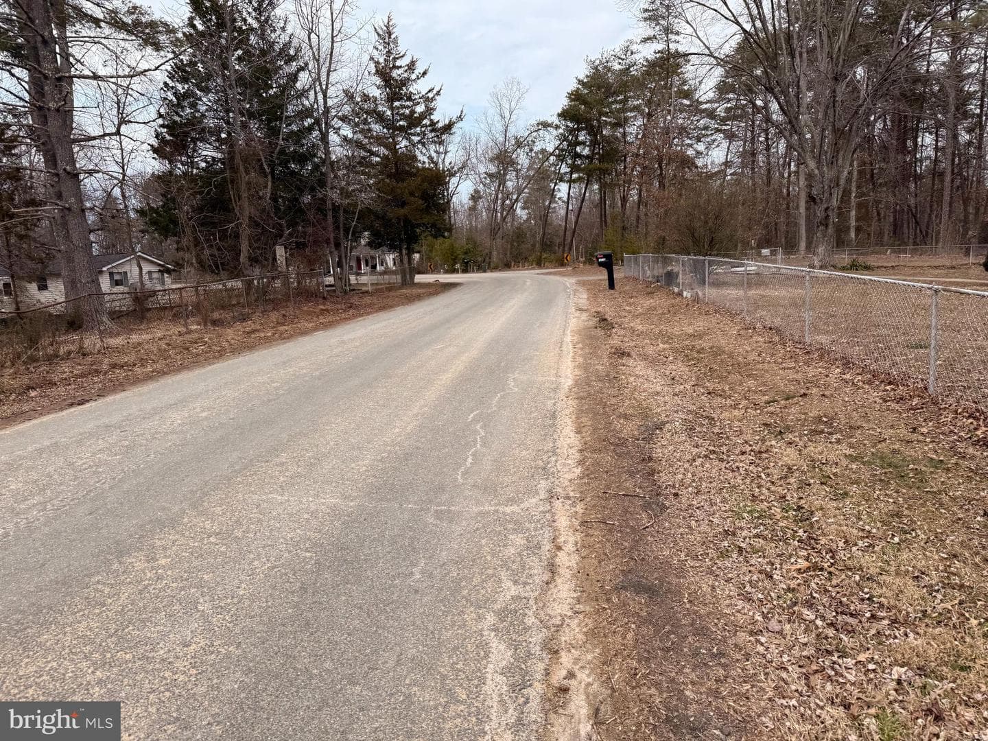 13744 Long Branch Road photo 2