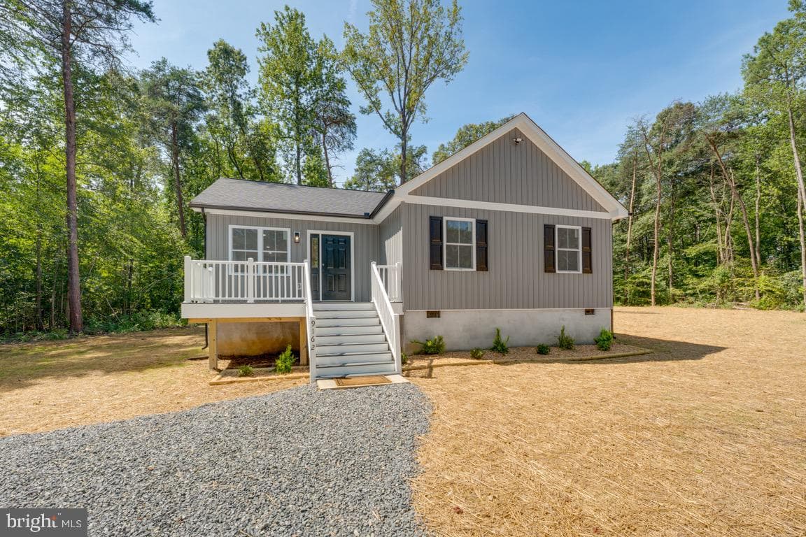 9162 Rhode Island Lane