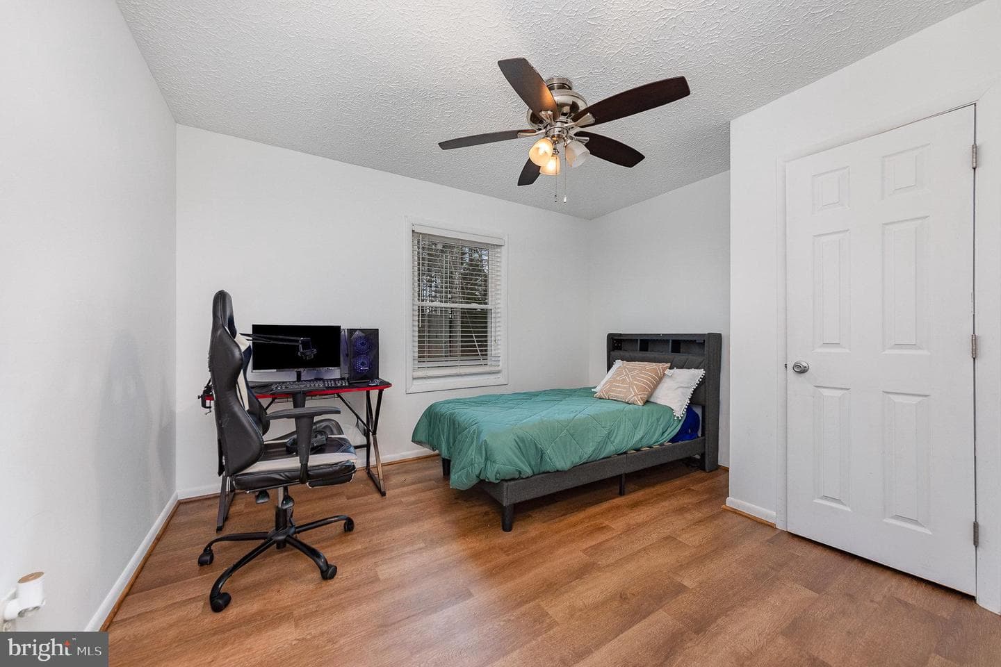 424 Loyalist Drive photo 12