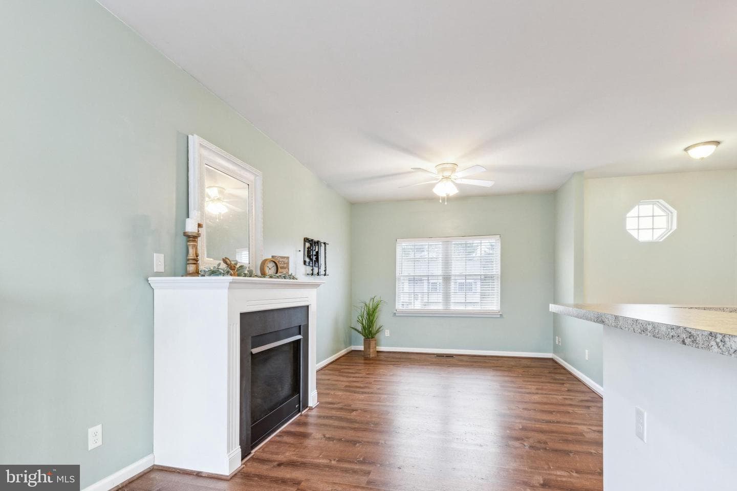 7246 Calvin Lane photo 4