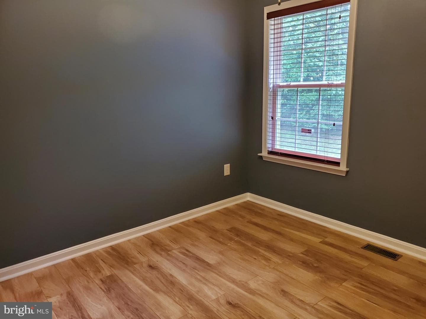 229 Stafford Drive photo 33