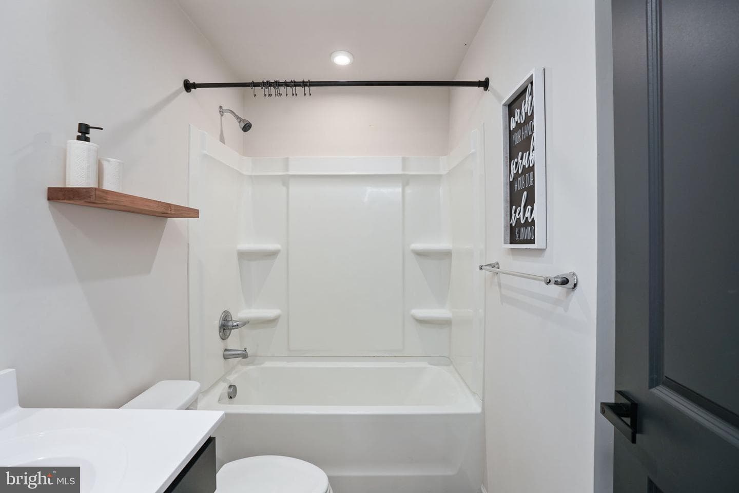 7200 Senate Way photo 18