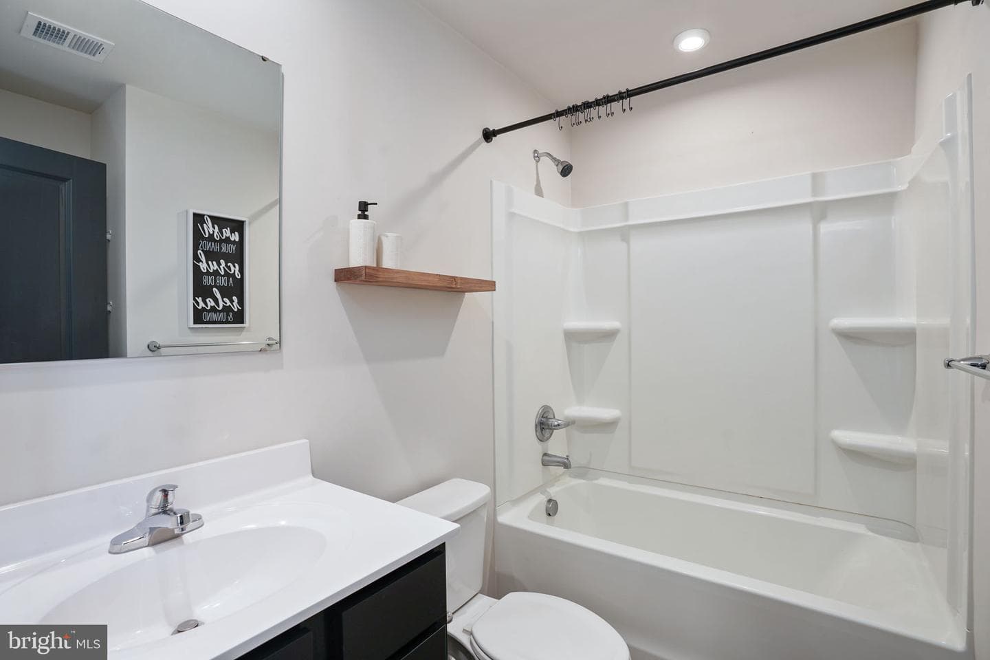 7200 Senate Way photo 19